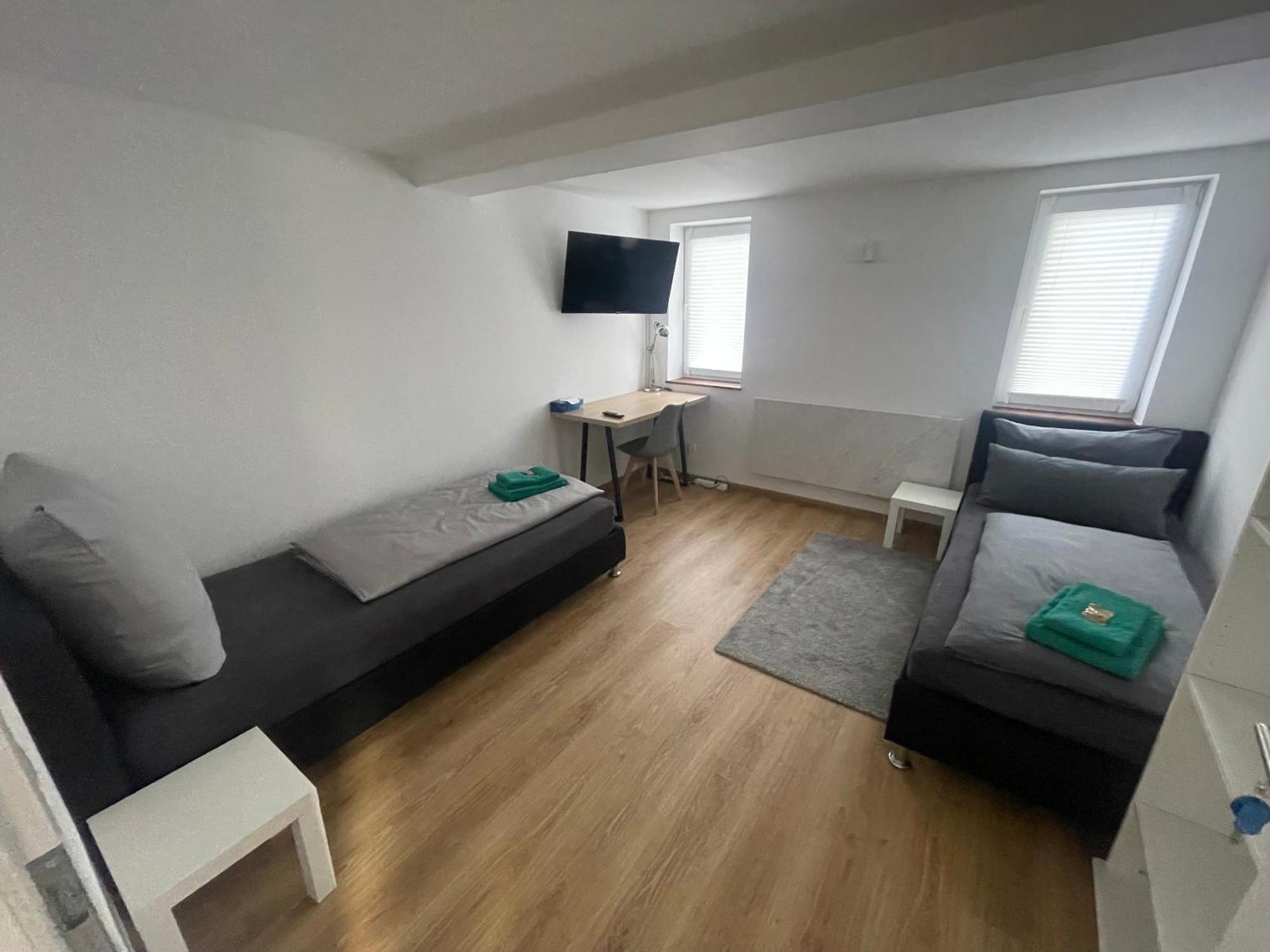 Exklusive Zimmer Mit Geteiltem Bad Und Kueche Kg Stadtilm Exterior photo