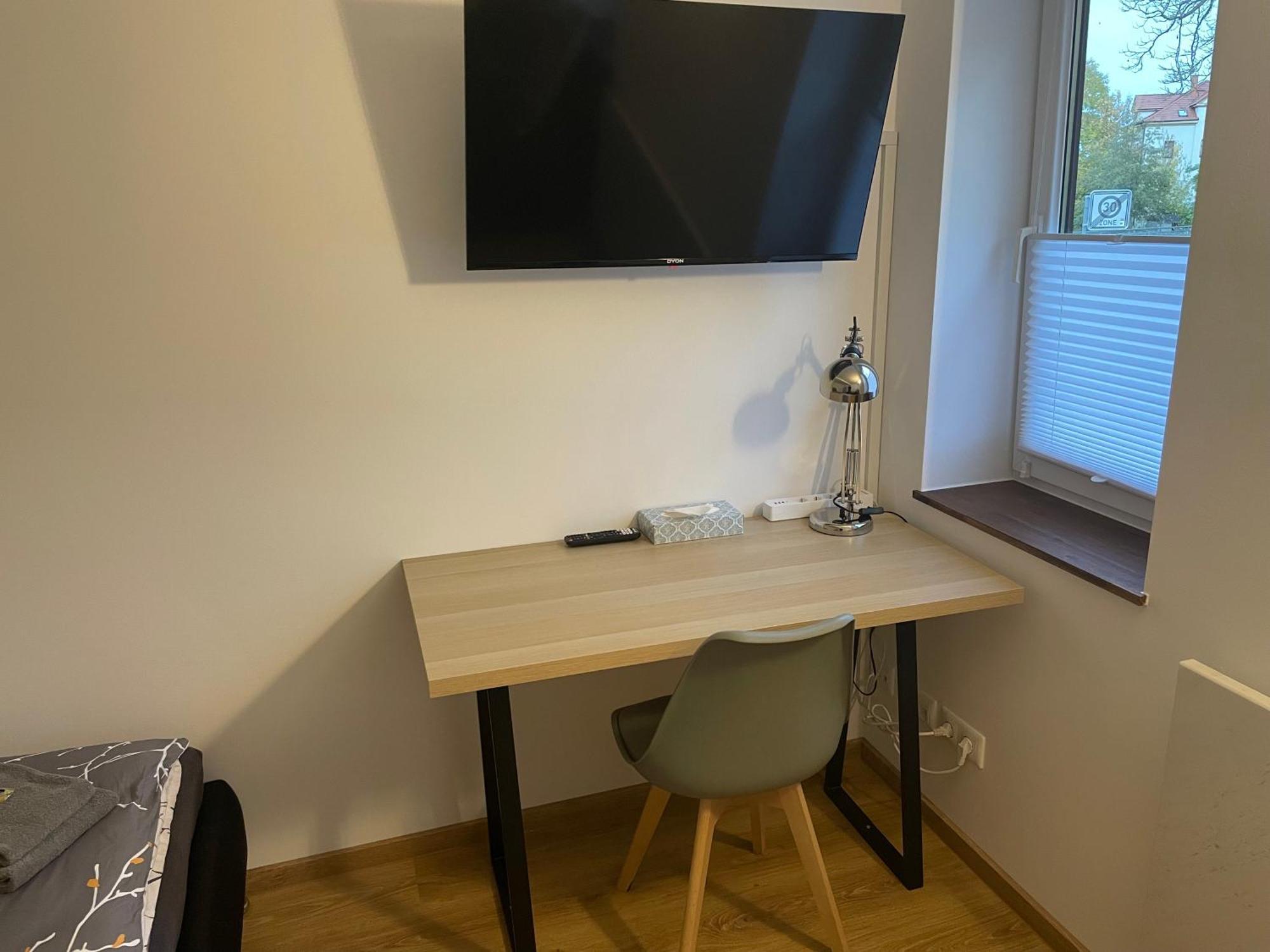 Exklusive Zimmer Mit Geteiltem Bad Und Kueche Kg Stadtilm Exterior photo